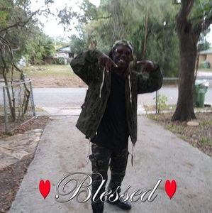 Meet your Posher, Tyrone